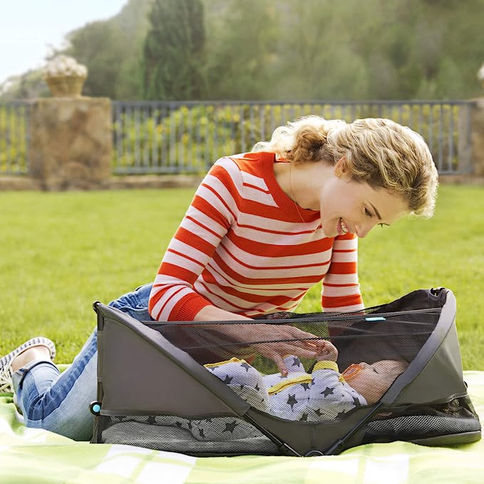 Munchkin Brica Baby Travel Pod for trip with toddler