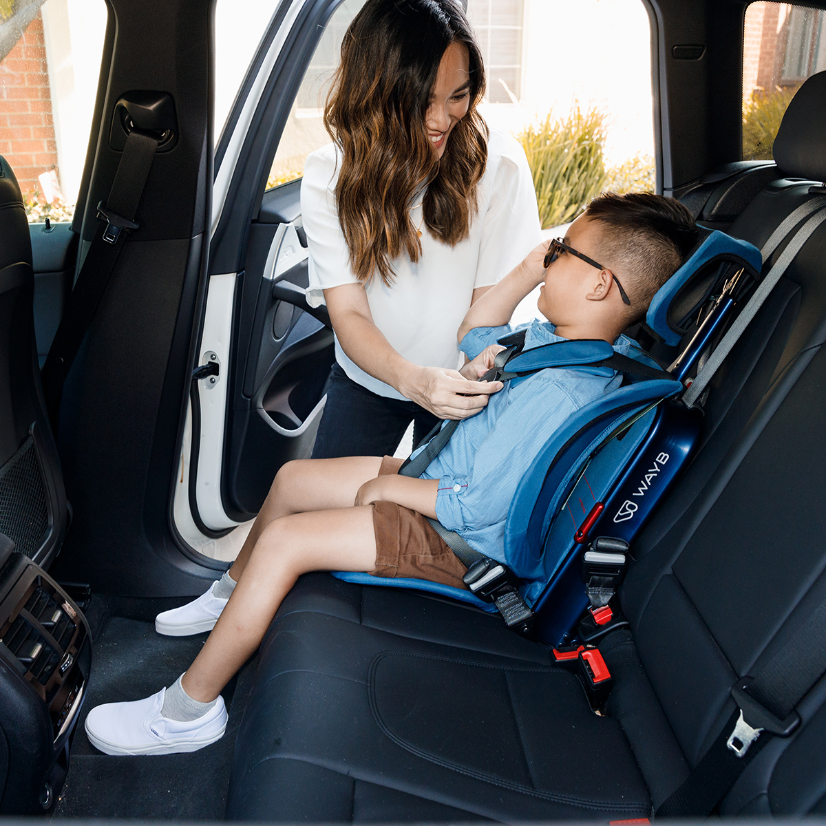 Pico™ Portable Car Seat for toddler to travel