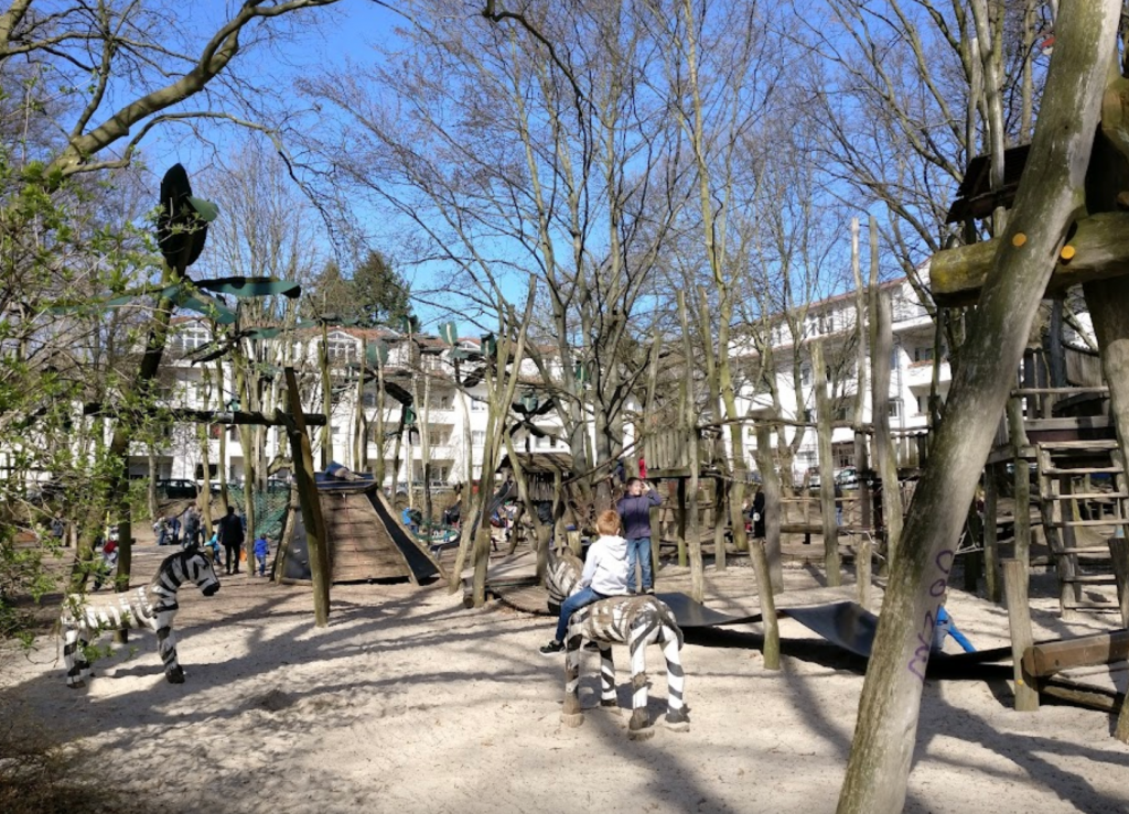 Dschungelspielplatz - Trip with Toddler