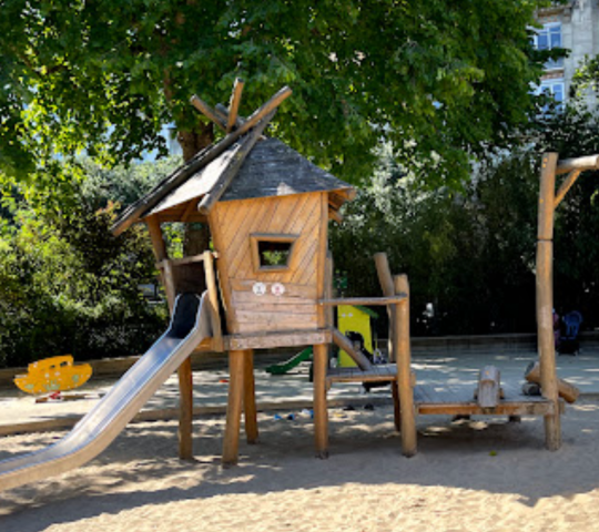 Playground in Square du Temple