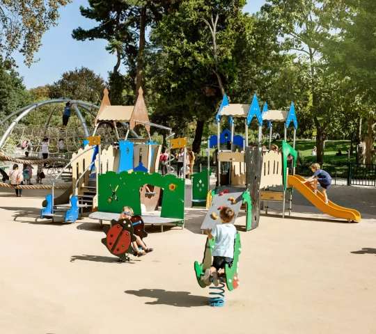 Playground in Parc Monceau