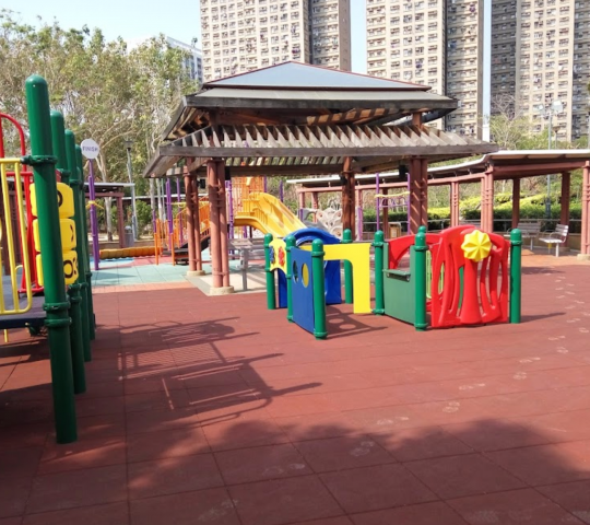 Playground in Kwong Fuk Park