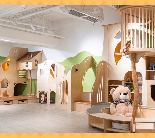 LEE GARDEN Two playroom