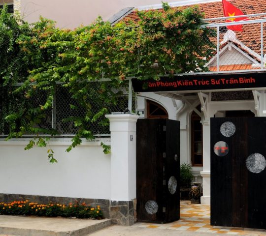 Cuc Gach Quan Restaurant (Cục Gạch Quán)